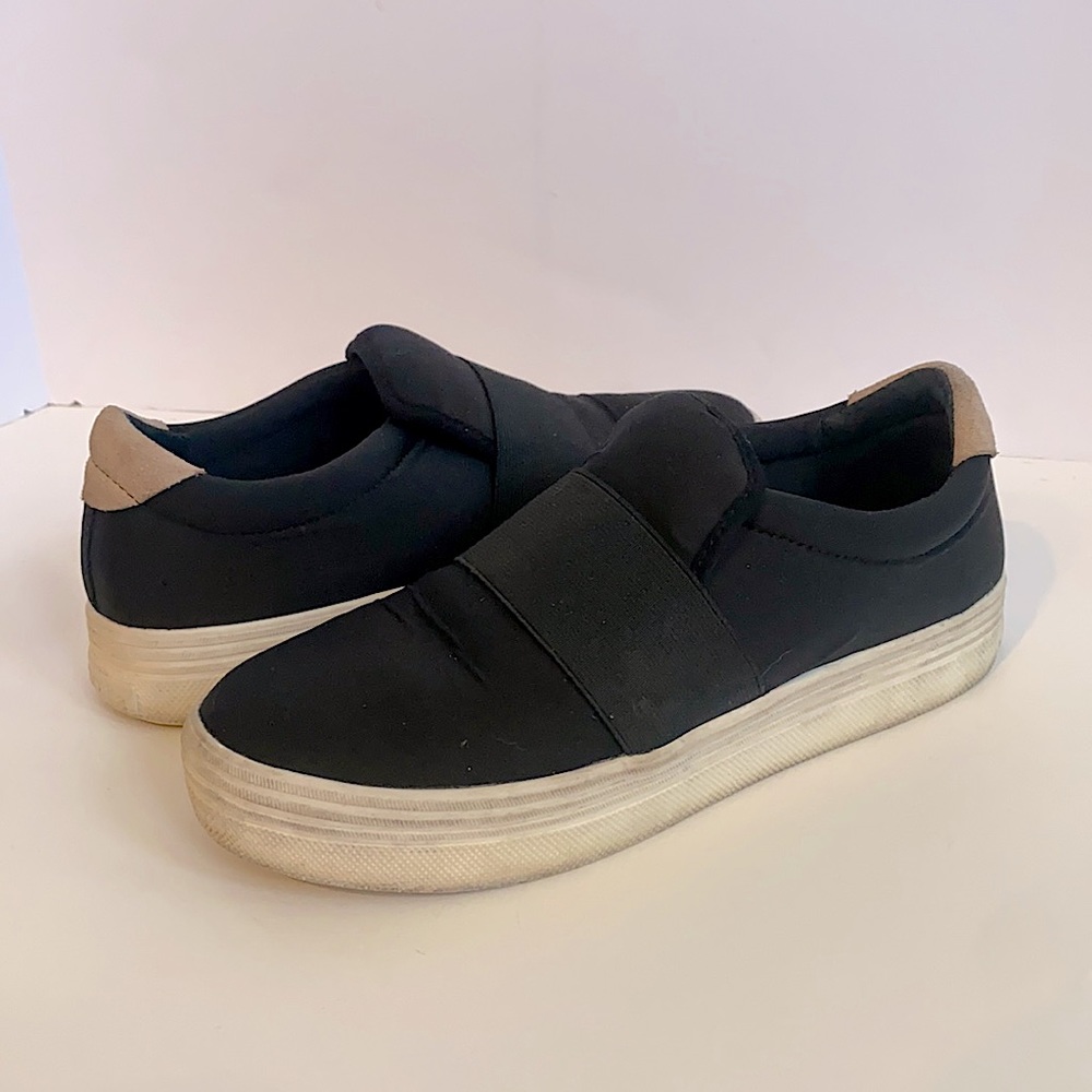 Dolce Vita Ronald Platform Slip-On Sneakers Black - Picture 1 of 9
